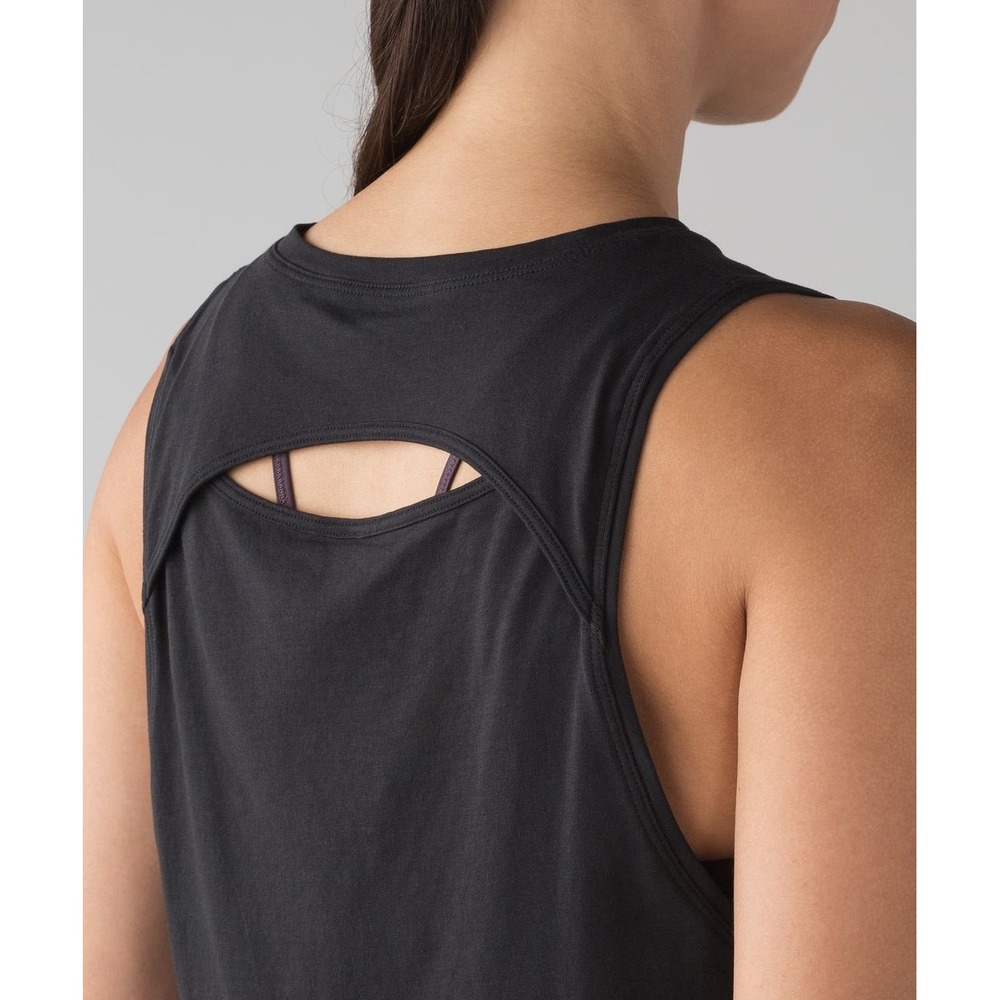 Lululemon Cut-Back Cropped Tank in Black